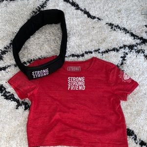 Powerlifting belt and competition crop